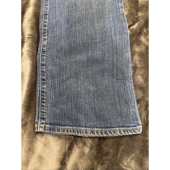 Eddie Bauer Women's Shaped Fit Bootcut Jeans Denim Blue Medium Wash Size 6 - Picture 3 of 16